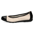 Kremowe baleriny damskie Caprice Vivian ze skóry naturalnej to eleganckie i lekkie buty na co dzień. Technologia AIRMOTION, miękka wkładka oraz elastyczna podeszwa zapewniają doskonałą amortyzację, przewiewność i komfort przez cały dzień.