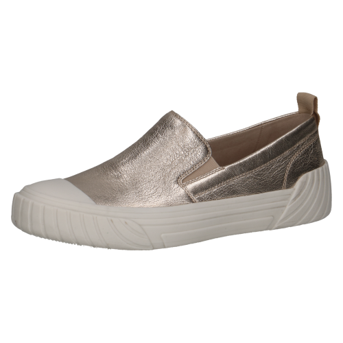 Stylowe złote sneakersy slip-on Caprice ze skóry o metalicznym wykończeniu. Elastyczne wstawki ułatwiają zakładanie, gumowy nosek chroni przód, a innowacyjna wkładka MEMOTION gwarantuje idealne dopasowanie i wygodę na każdym kroku.