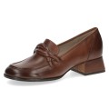 Eleganckie brązowe loafersy Caprice ze skóry licowej. Efektowny węzeł na cholewce dodaje klasy, miękka wkładka MEMOTION dopasowuje się do stopy, a system ANTISHOKK w obcasie skutecznie redukuje wstrząsy, chroniąc kręgosłup.