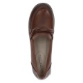 Eleganckie brązowe loafersy Caprice ze skóry licowej. Efektowny węzeł na cholewce dodaje klasy, miękka wkładka MEMOTION dopasowuje się do stopy, a system ANTISHOKK w obcasie skutecznie redukuje wstrząsy, chroniąc kręgosłup.