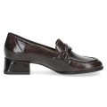 Eleganckie bordowe loafersy Caprice ze skóry lakierowanej. Efektowny węzeł na cholewce dodaje klasy, wkładka MEMOTION dba o miękkie dopasowanie, a obcas z systemem ANTISHOKK redukuje wstrząsy, chroniąc kręgosłup podczas chodzenia.