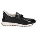 Stylowe czarne półbuty Caprice ze skóry lakierowanej. Konstrukcja hands-free umożliwia szybkie wsuwanie bez schylania, zamszowy łańcuch dodaje szyku, a podeszwa z technologią AIRMOTION dba o właściwą cyrkulację powietrza i najwyższy komfort.