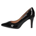 Czarne lakierowane czółenka damskie Caprice Effi na szpilce 8,5 cm to eleganckie buty ze skóry naturalnej. Wkładka MEMOTION zapewnia wygodę, amortyzację i komfort przez cały dzień – idealne do sukienki, garnituru i na wyjątkowe okazje.