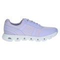 Lekkie liliowe sneakersy Caprice z innowacyjną technologią Climotion. Przewiewna siateczka oraz specjalna amortyzująca podeszwa zapewniają idealną cyrkulację powietrza i najwyższy komfort podczas codziennych aktywności.