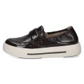 Brązowe lakierowane loafersy damskie na grubej platformowej podeszwie. Wsuwany fason łączy elegancki połysk z wygodą noszenia. Stylowe mokasyny idealne do codziennych i miejskich stylizacji.
