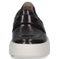 Brązowe lakierowane loafersy damskie na grubej platformowej podeszwie. Wsuwany fason łączy elegancki połysk z wygodą noszenia. Stylowe mokasyny idealne do codziennych i miejskich stylizacji.