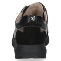 Czarne sneakersy damskie Caprice Kaia wykonane z połączenia skóry naturalnej, zamszu i miedziano-złotej cholewki. Amortyzująca podeszwa redukuje wstrząsy, gwarantując komfort podczas długiego chodzenia. Nowoczesny sportowy szyk w codziennym wydaniu