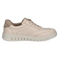 Kremowe sneakersy damskie wykonane z miękkiej skóry wyróżniają się funkcjonalnym suwakiem z boku, który ułatwia szybkie zakładanie bez konieczności ciągłego wiązania sznurowadeł. Elastyczna, żłobiona podeszwa oraz amortyzująca wkładka dbają o wygodę