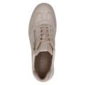 Kremowe sneakersy damskie wykonane z miękkiej skóry wyróżniają się funkcjonalnym suwakiem z boku, który ułatwia szybkie zakładanie bez konieczności ciągłego wiązania sznurowadeł. Elastyczna, żłobiona podeszwa oraz amortyzująca wkładka dbają o wygodę